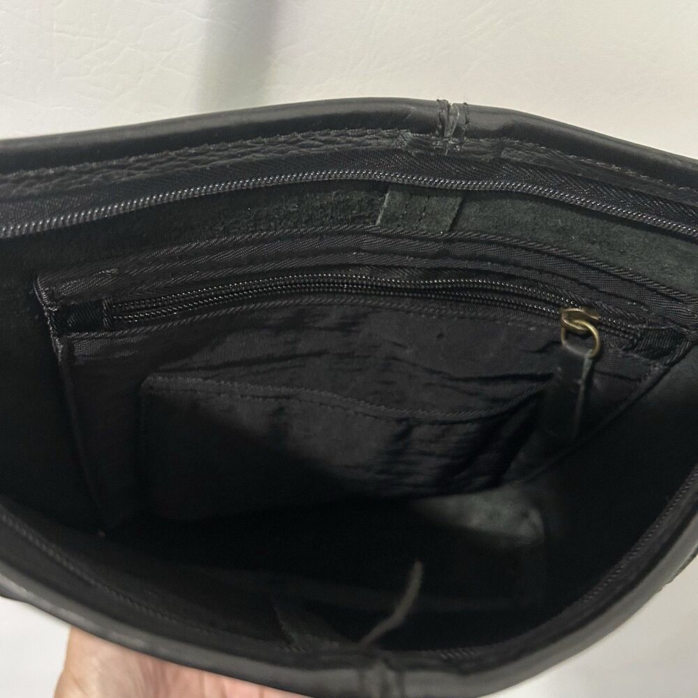 Duluth Trading Co. Bag Crossbody Purse Black Pebbled Leather Minimalist Classic - Picture 10 of 11